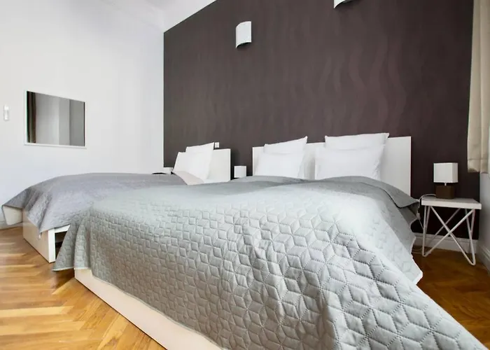 Apartament Premium By Hi5-vaci Str. 3 Bedroom