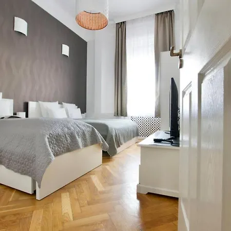 Premium By Hi5-vaci Str. 3 Bedroom Appartement *